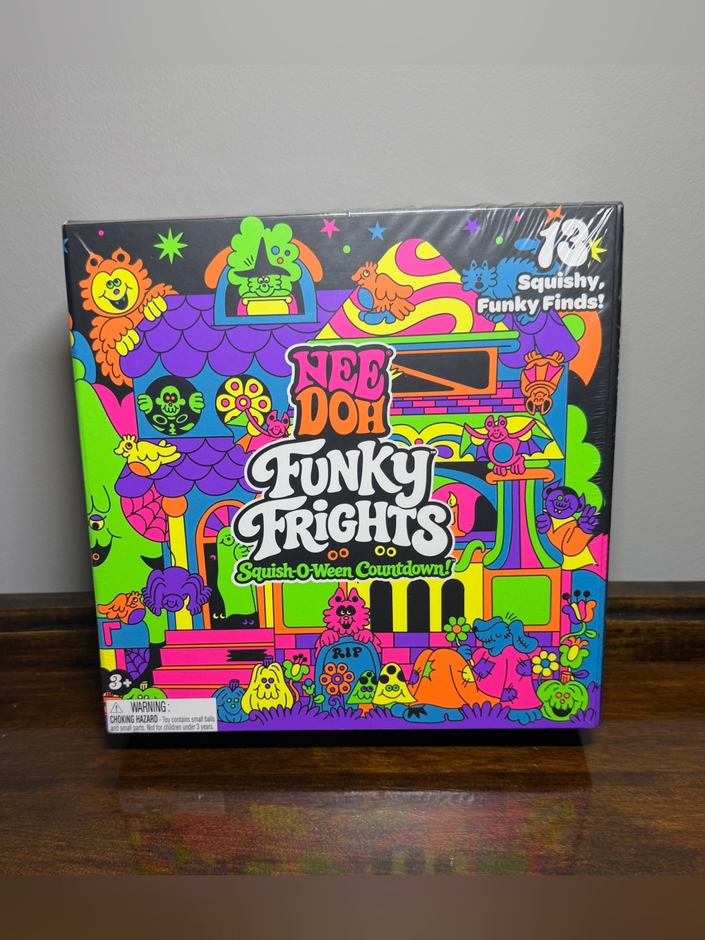 NeeDoh Funky Frights Squish-O-Ween Countdown - with original plastic seal
